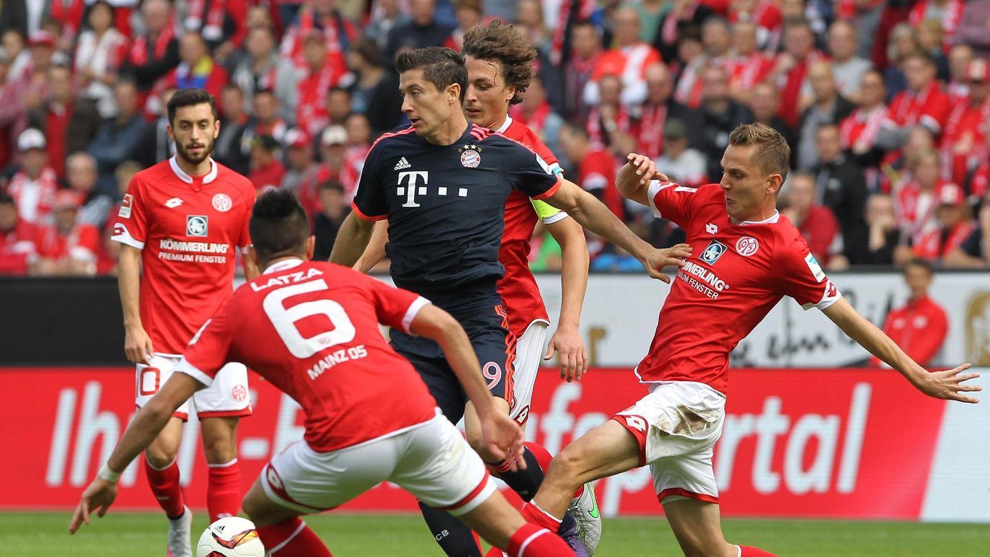 中超转会市场：广州队签下新前锋,（中超转会快讯：广州队完成新前锋签约）