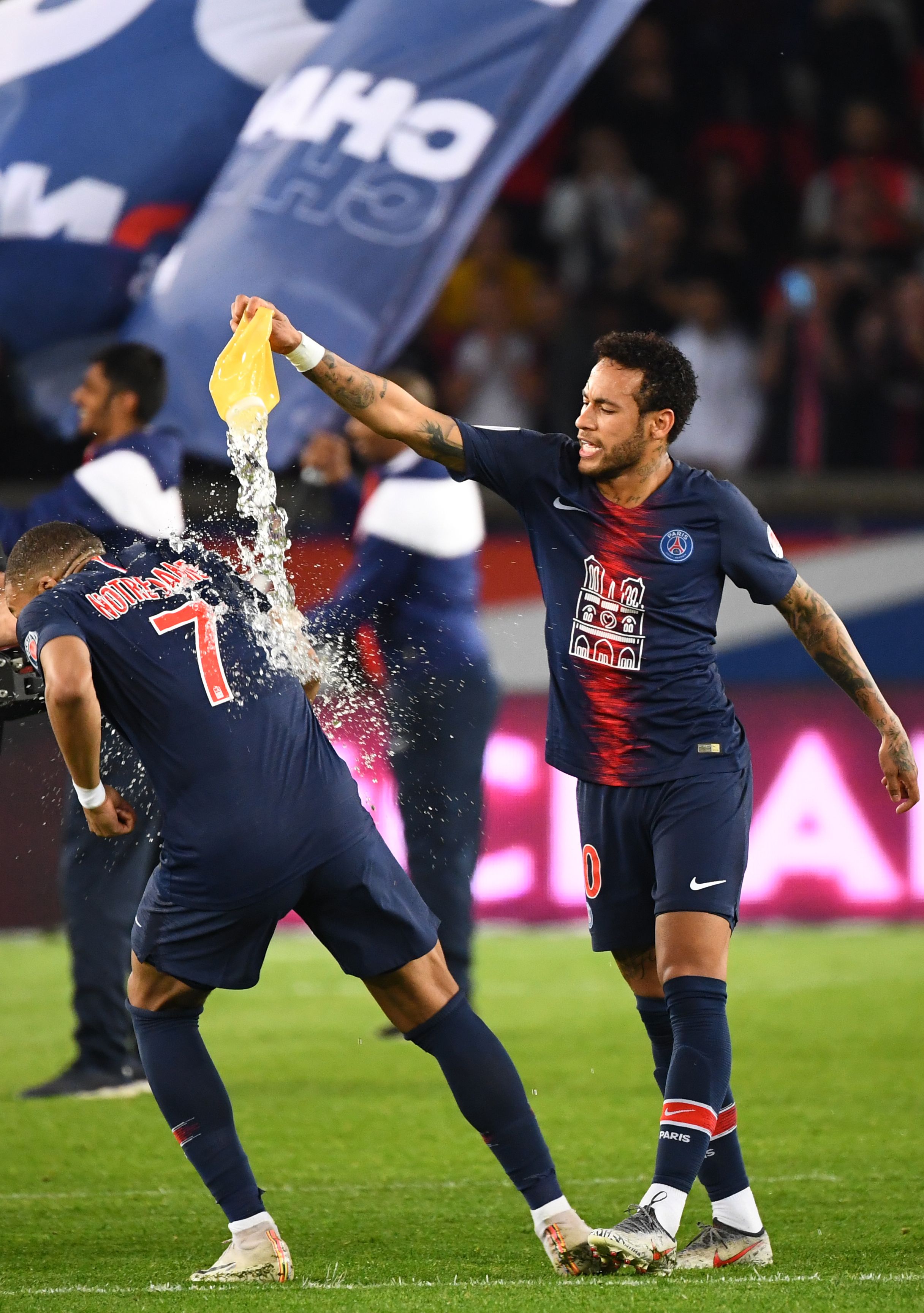 全市场：35岁的皮亚尼奇决定退役，目前在学习当经纪人（全市场：35岁皮亚尼奇宣布退役，正学习转型当经纪人）