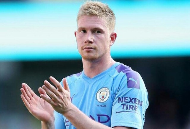 早报：上海双雄末轮争冠？这集我看过……（晨报：沪上双雄末轮争冠，又是熟悉的剧情）