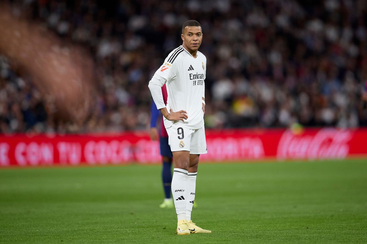 刷新纪录，拜仁2-1客胜巴黎，开局至今已经豪取16连胜（拜仁客场2-1力克巴黎，开季豪取16连胜再写新纪录）