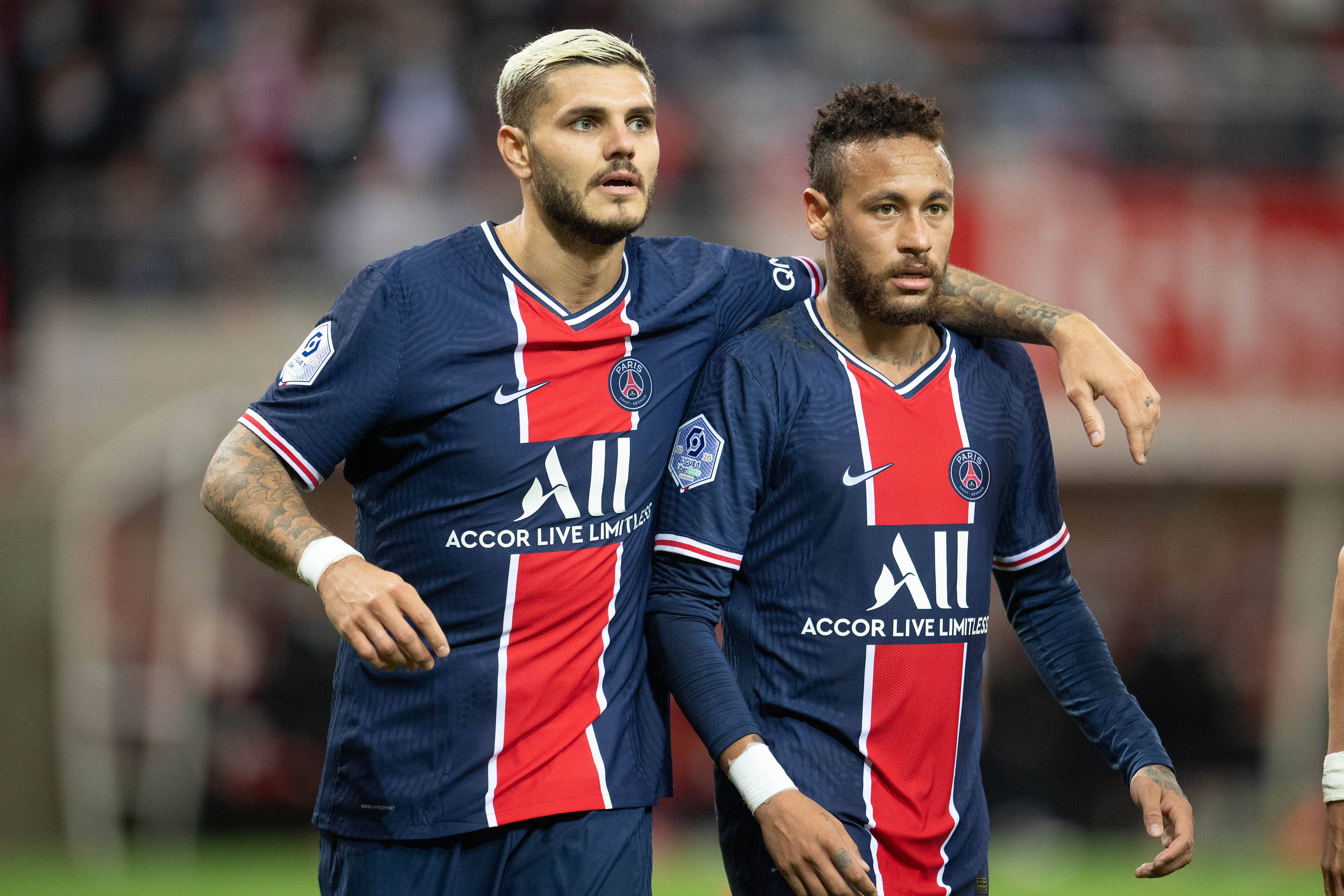 太阳报：巴萨想签15岁新星加布里埃尔，但曼联有信心留下他（太阳报：巴萨有意15岁新星加布里埃尔，曼联确信能留住他）