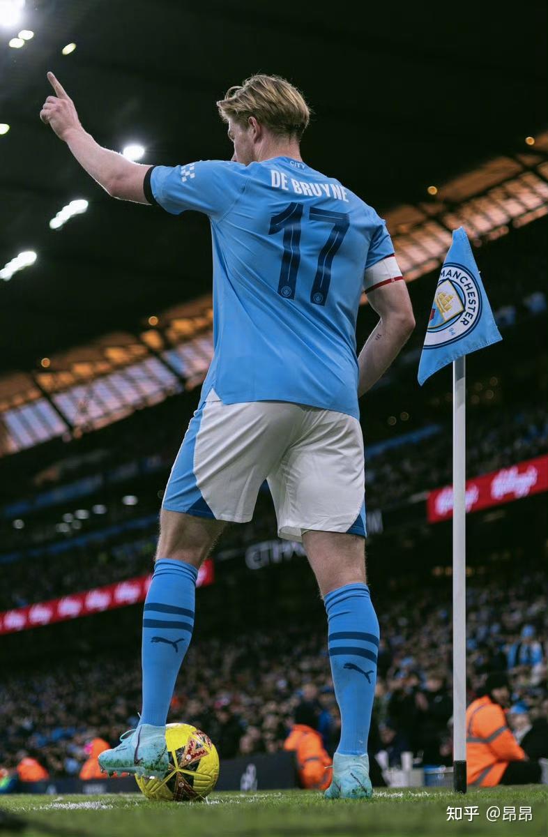 本赛季，大连可为成功冲乙，可为俱乐部发布了官方纪录片《因你可为 伴我前行》，致敬大连可为第十二人。（本赛季冲乙告捷，大连可为推出纪录片《因你可为 伴我前行》致敬第十二人）