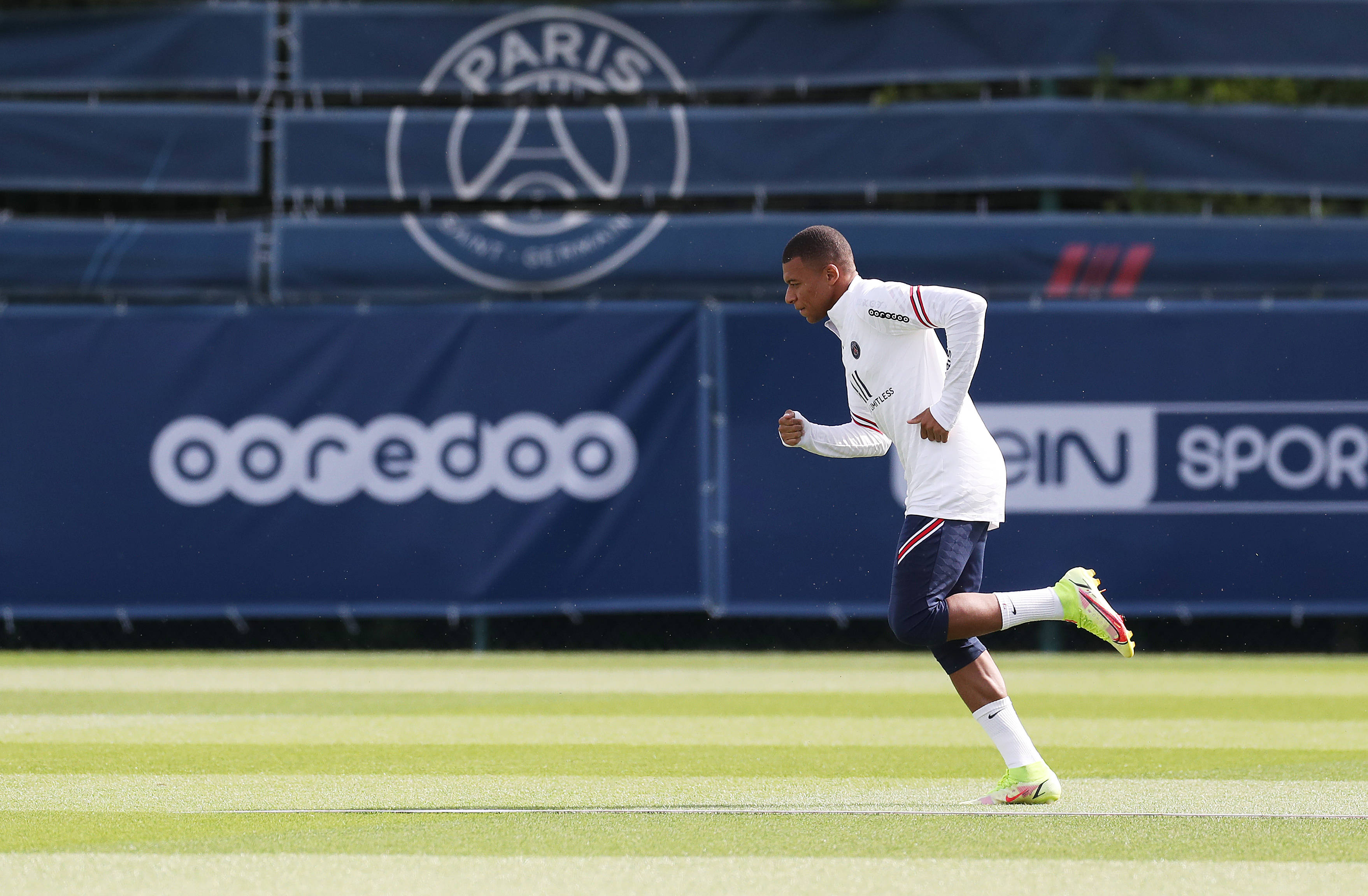 国际华人高尔夫邀请赛泰国站在芭堤雅成功举办（国际华人高尔夫邀请赛泰国站在芭堤雅圆满举行）