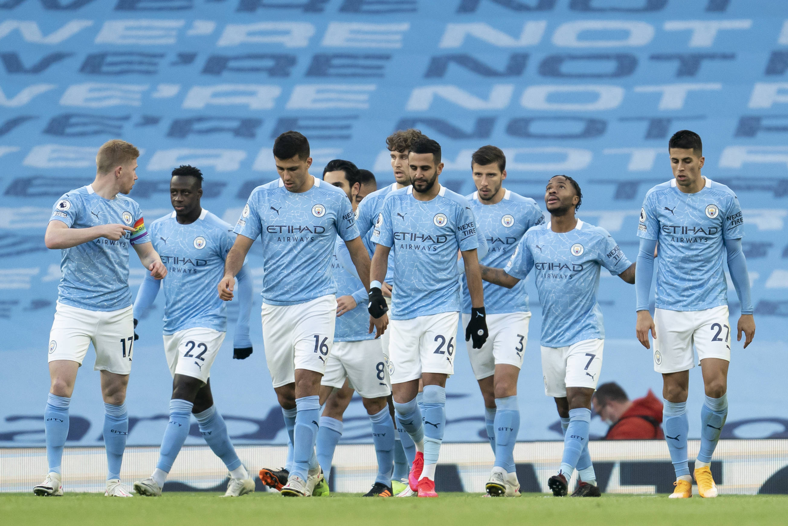 纳瓦斯：退役前一年因髋关节问题我甚至无法陪孩子们散步（纳瓦斯回忆：退役前一年髋部伤势严重，连陪孩子散步都做不到）