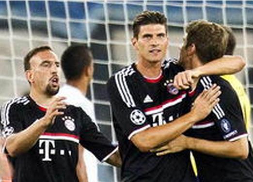 不理智，战乌兹的熊猫杯中，汪士钦职业生涯首次染红