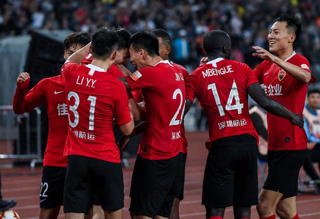 本赛季得分35+且罚球低于5次场次：小波特与库里并列最多（本季35+分且罚球少于5次的场次榜：库里与小波特并列第一）