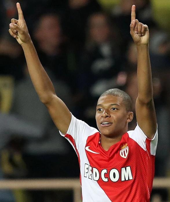 河内公安主帅：上半场我们表现不佳，中场调整后开始掌控比赛（河内公安主帅：上半场状态低迷，半场调整后掌控局面）