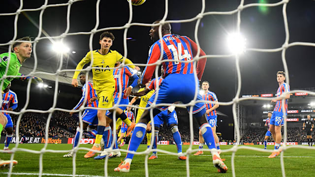 记者：黄潜有意德温特，但不愿意满足热那亚2500万欧的要价（记者：黄潜有意引进德温特，但对热那亚2500万欧标价难以接受）