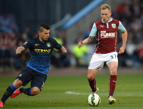 官方：穆西亚拉回归拜仁，并参加了球队今天的合练（拜仁官方：穆西亚拉归队，今日随队合练）